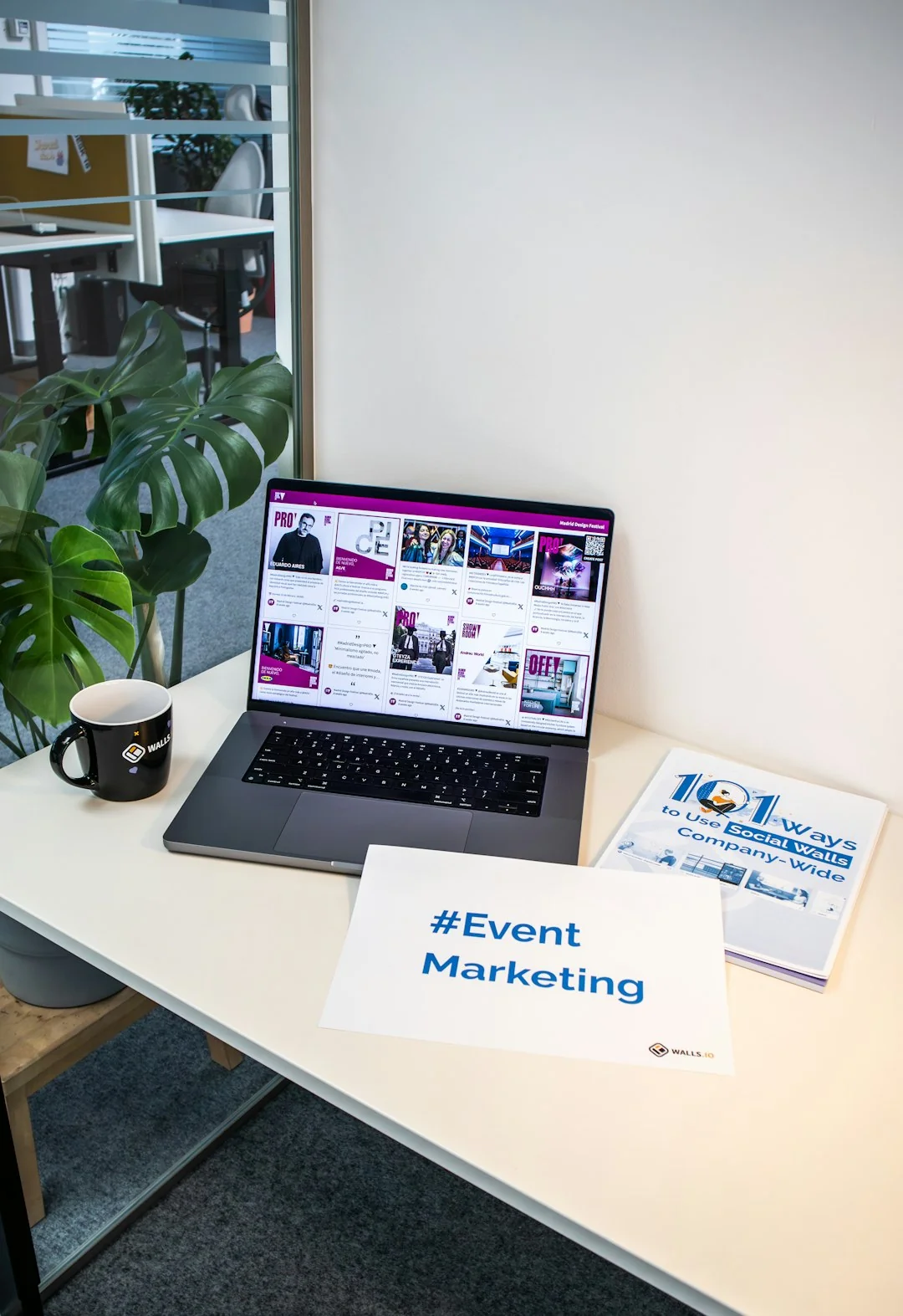 Sticky notes with holiday marketing ideas for Christmas social media and email campaigns.